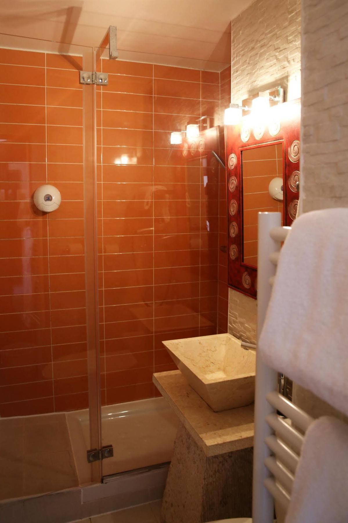 L'Oyat Hotel ลากาโน ภายนอก รูปภาพ