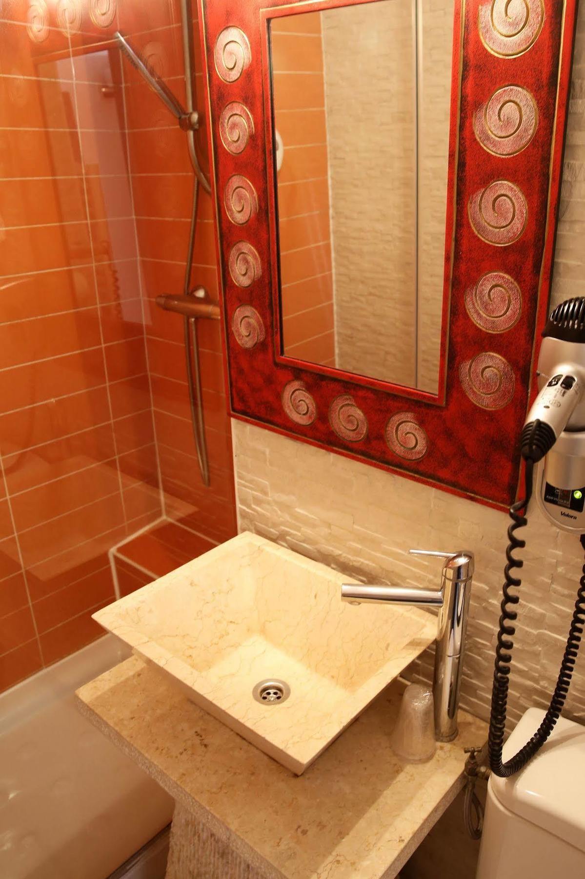 L'Oyat Hotel ลากาโน ภายนอก รูปภาพ