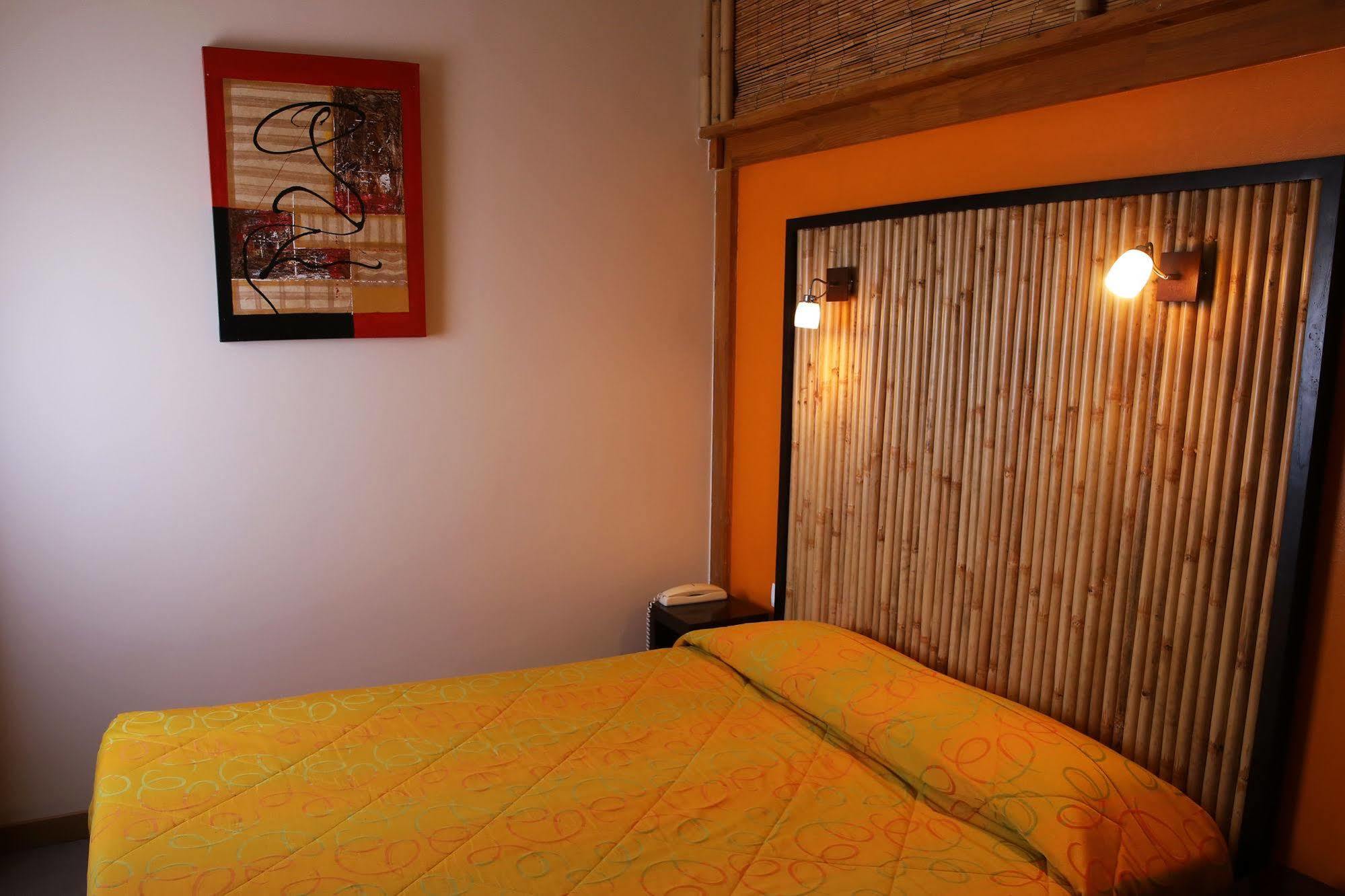 L'Oyat Hotel ลากาโน ภายนอก รูปภาพ